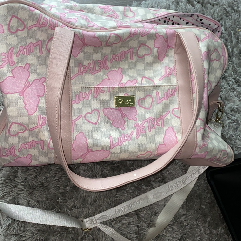 Betsey Johnson tote travel bag